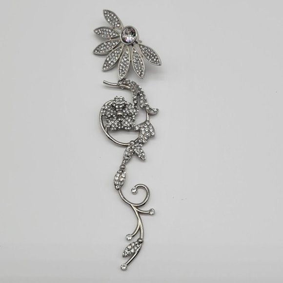 Burberry Mismatch Crystal Floral Dangle and Stud Set, Signed, NWT and Dust Bag - Picture 10 of 11